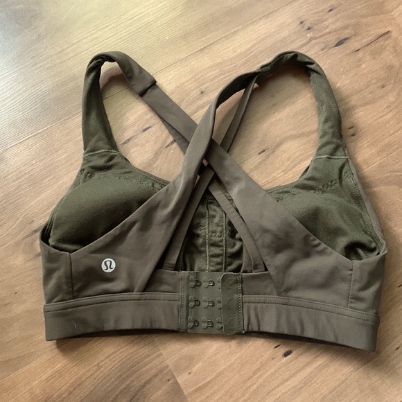 Lululemon STASH IT ALL BRA *MEDIUM SUPPORT, C/D CUP - Picture 2 of 3